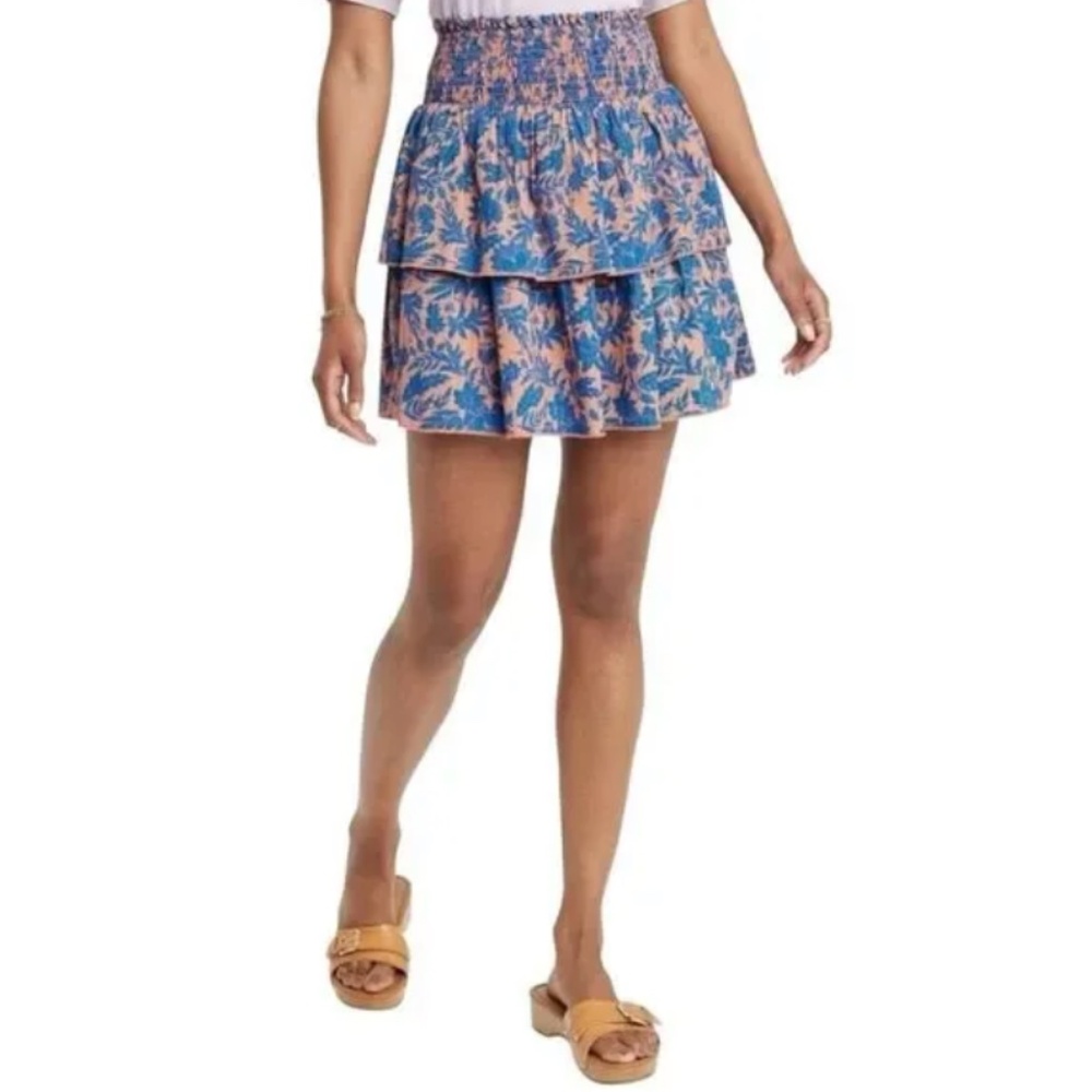 Universal Threads Tiered Floral Mini Skirt size XL